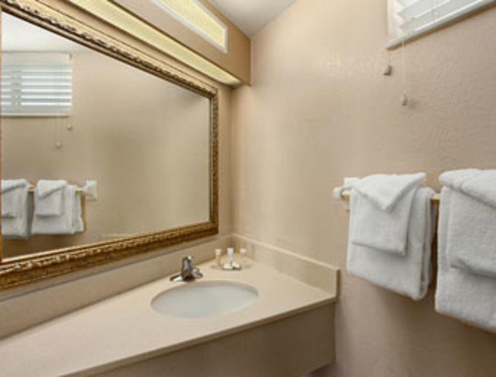 Howard Johnson Inn - Ormond Beach Kamer foto