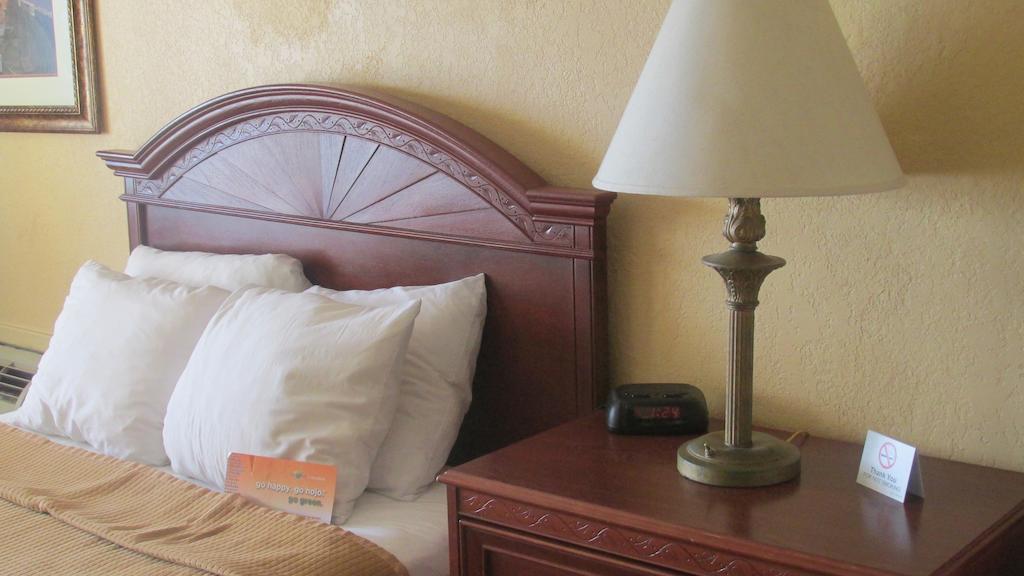 Howard Johnson Inn - Ormond Beach Buitenkant foto