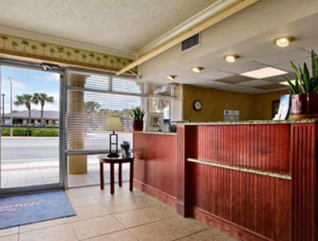 Howard Johnson Inn - Ormond Beach Interieur foto
